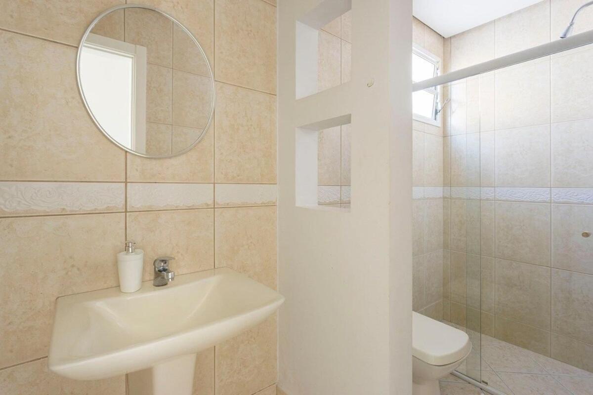 Casa Do Artista A 60M Do Mar, Piscina, 4 Quartos Бомбиняс Екстериор снимка