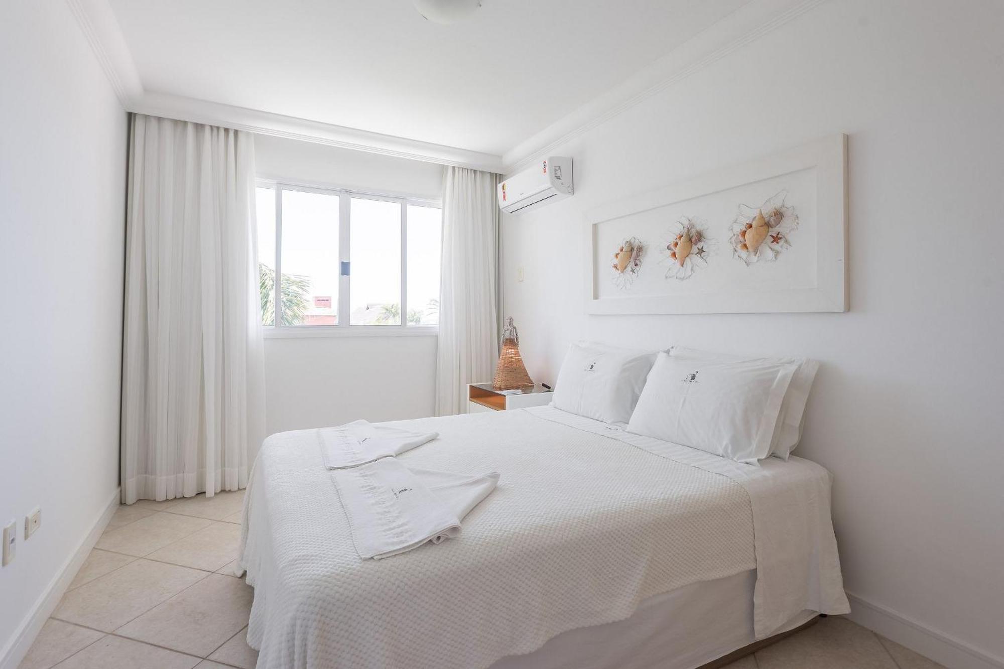 Casa Do Artista A 60M Do Mar, Piscina, 4 Quartos Бомбиняс Екстериор снимка